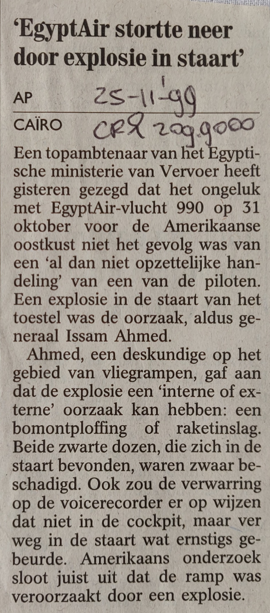 Boeing 767-300ER | Egypt Air | SU-GAP | newspaper article 25 Novenber 1999 | crash caused by explosion in tail