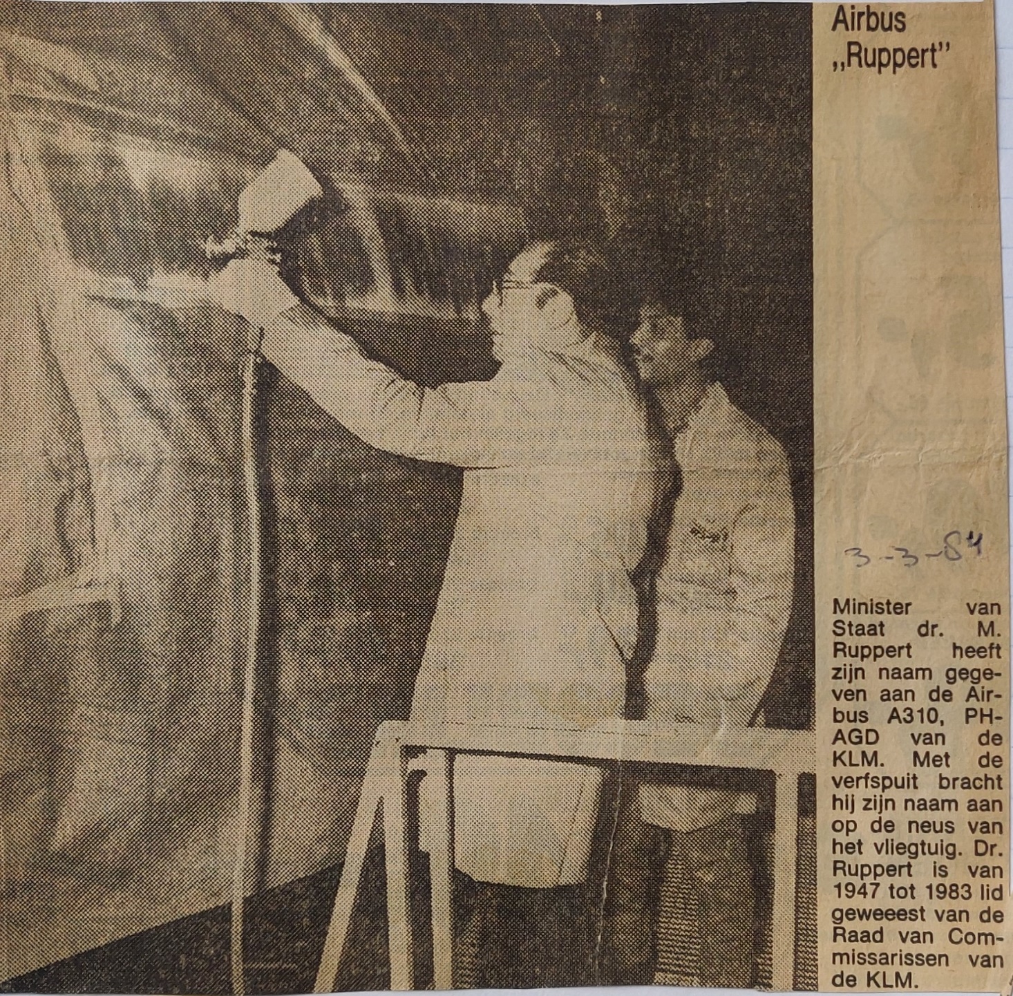 Airbus A310-200 newspaper article 03 March 1984 Minister Dr.M.Ruppert | PH-AGD