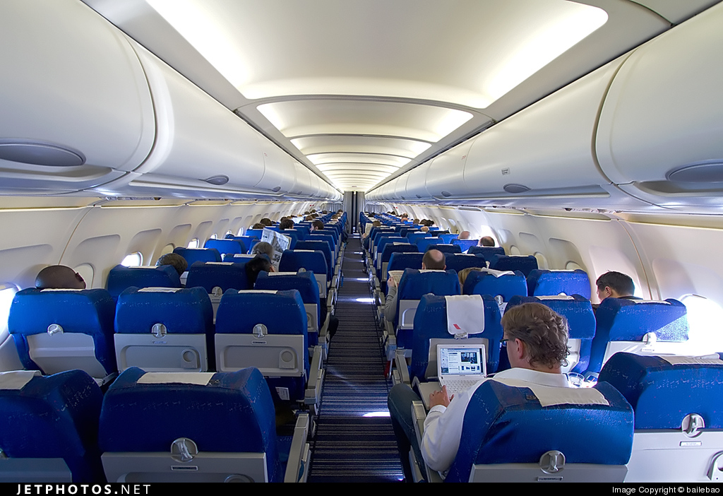 F-GFKZ | Airbus A320-211 | Air France | bailebao | JetPhotos |A320 interior