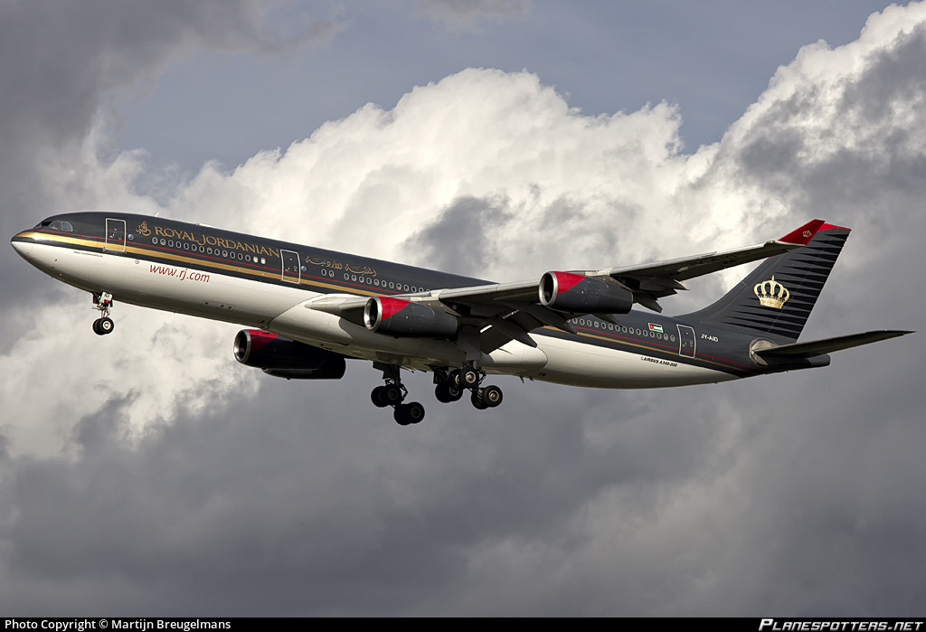 JY-AID Royal Jordanian Airbus A340-212 photographed at Frankfurt Rhein-Main (FRA / EDDF) by Martijn Breugelmans