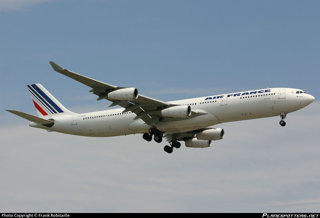 F-GLZQ Air France Airbus A340-313 photographed at Toronto Lester B. Pearson (YYZ / CYYZ) by Frank Robitaille