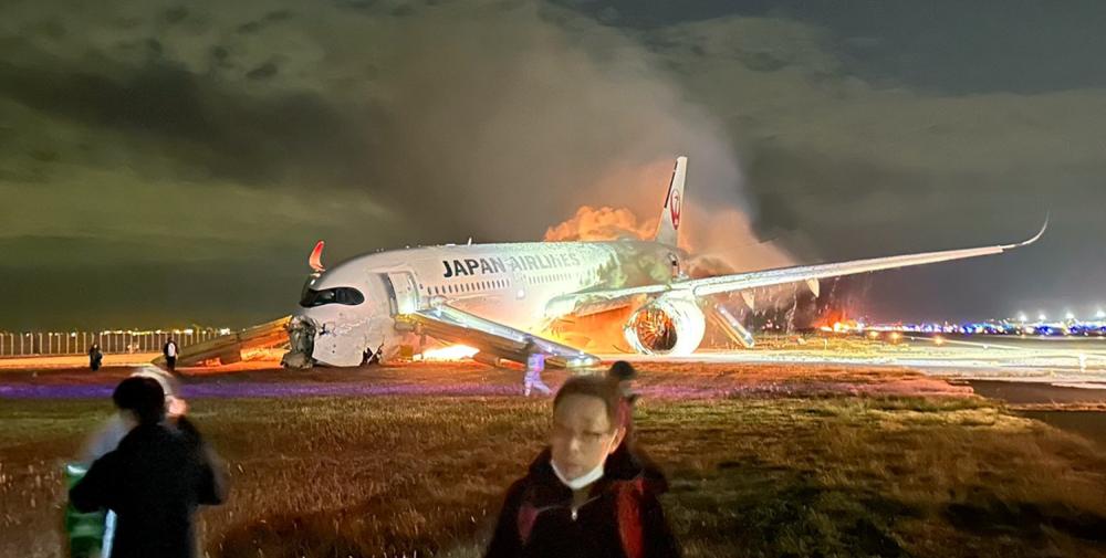 Airbus A350-941 | Japan Airlines | JA13XJ | on fire at Haneda irport, 2 January 2024