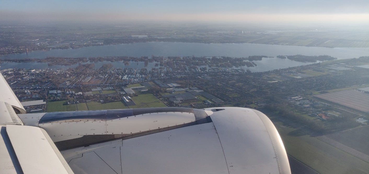 Airbus A320-200 Lufthansa D-AIZD flying over the Westeinderplassen (c) bvdz