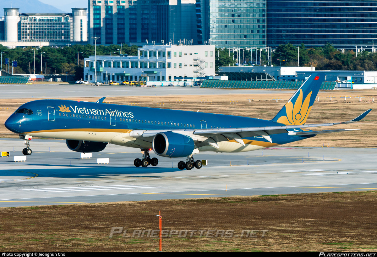 VN-A887 Vietnam Airlines Airbus A350-941 photographed at Seoul Incheon International (ICN / RKSI) by Jeonghun Choi