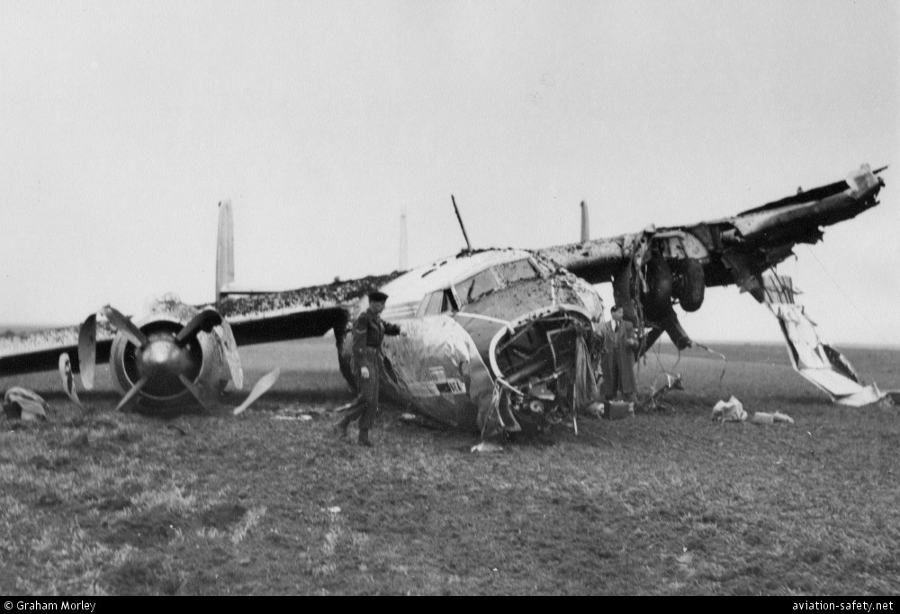 Vliegtuigongeval op 08 APR 1955 met Airspeed AS.57 Ambassador 2 G-AMAB -  Dsseldorf Airport (DUS)