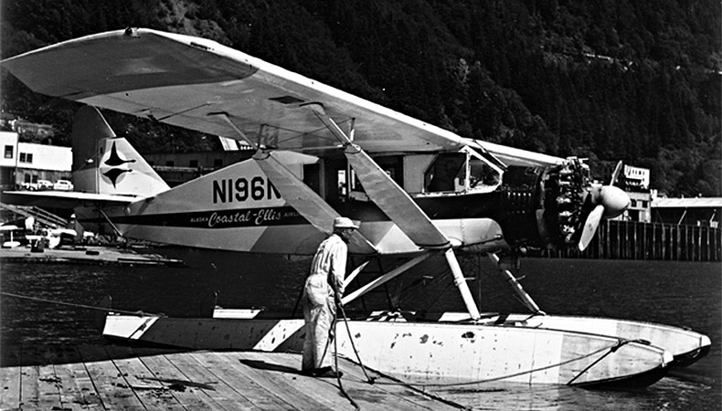 Bellanca CH-300 Pacemaker | Canada Aviation and Space Museum