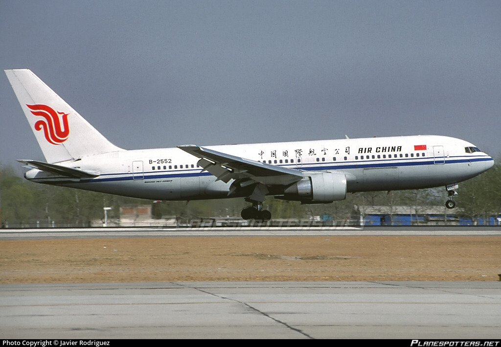 B-2552 Air China Boeing 767-2J6ER photographed at Beijing Capital (PEK / ZBAA) by Javier Rodriguez