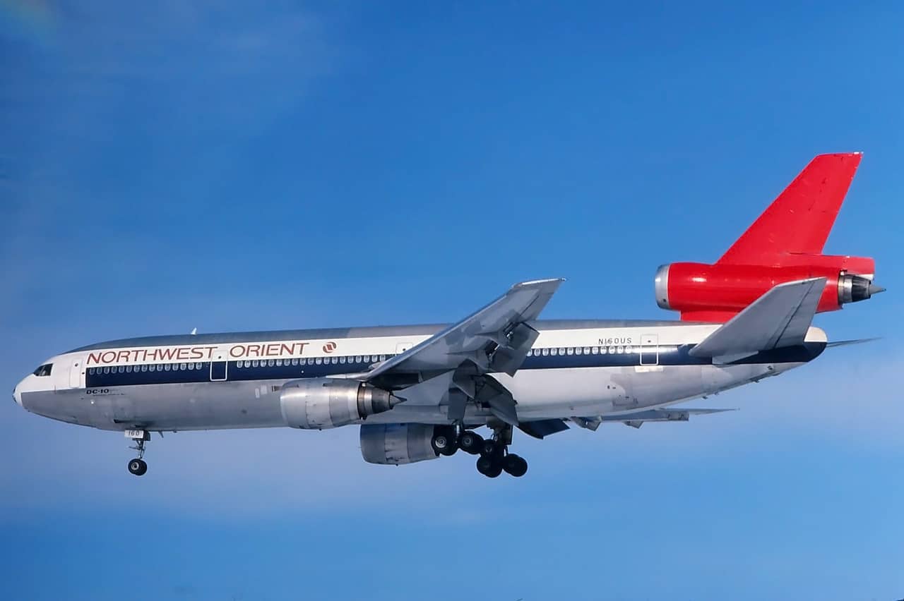 McDonnell Douglas DC-10-40 - Price, Specs, Photo Gallery, History - Aero  Corner