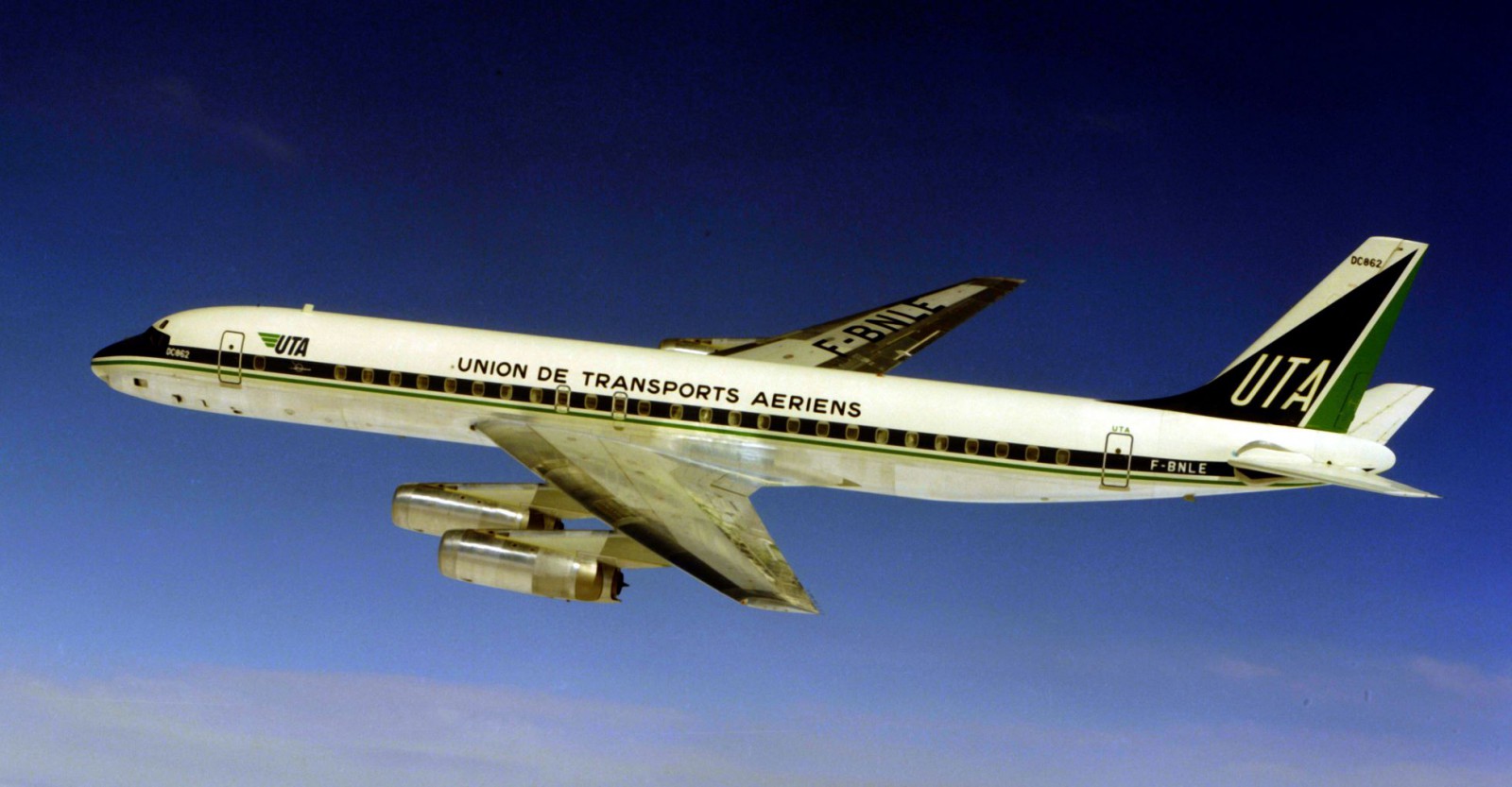 Douglas DC-8-62 | F-BNLE | UTA | aircraft high in the sky