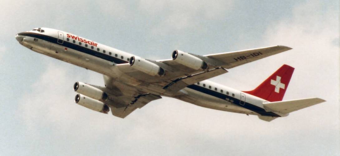 Swissair McDonnell Douglas DC 8 62 | HB-IDI | aircraft climbing out with flaps in take-off position