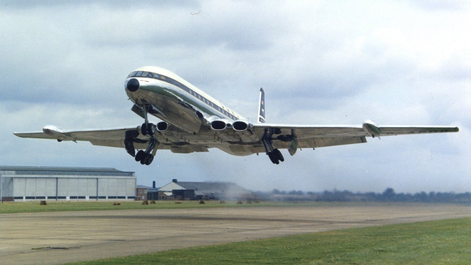 De Havilland Comet - 4. (BOAC livery.)