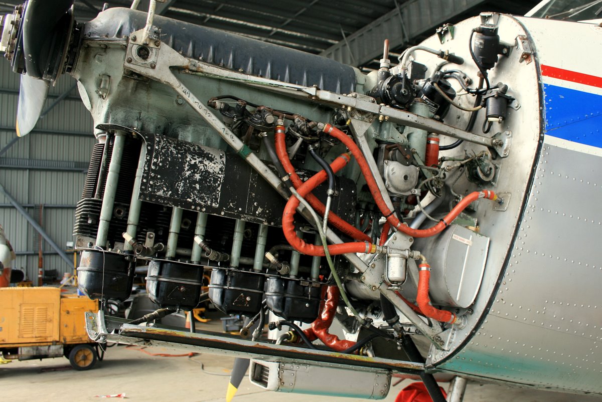 A picture containing engine

Description automatically generated