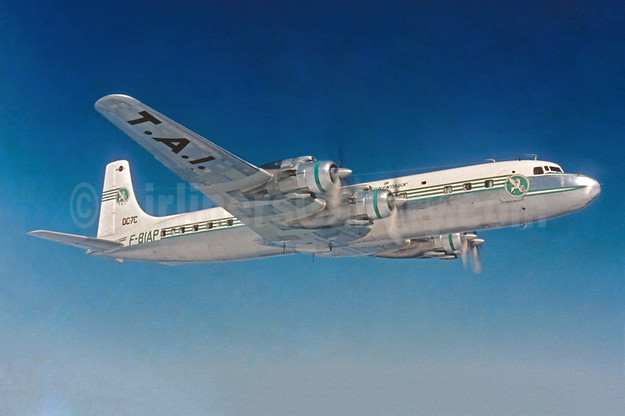 Douglas DC-7C Seven Seas | World Airline News