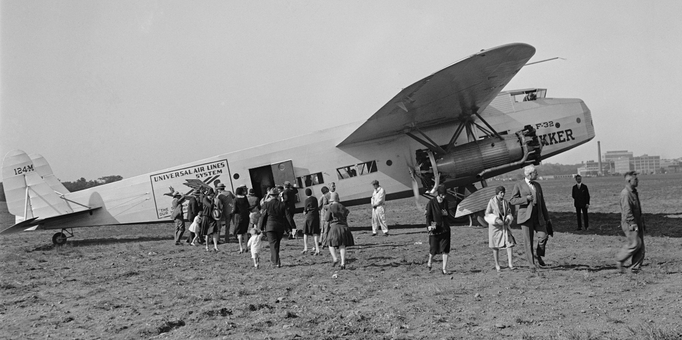 Fokker F-32 - Wikipedia