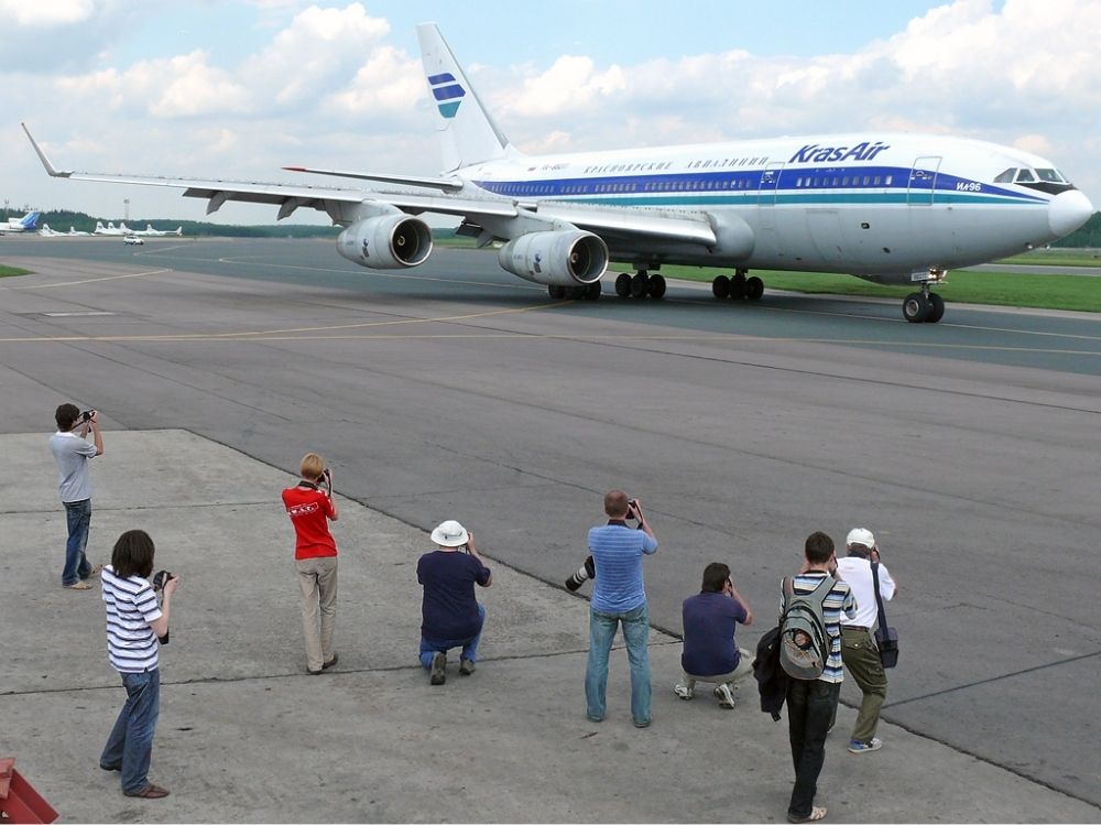 Ilyushin Il-96-300 | Kras Air | on the picture