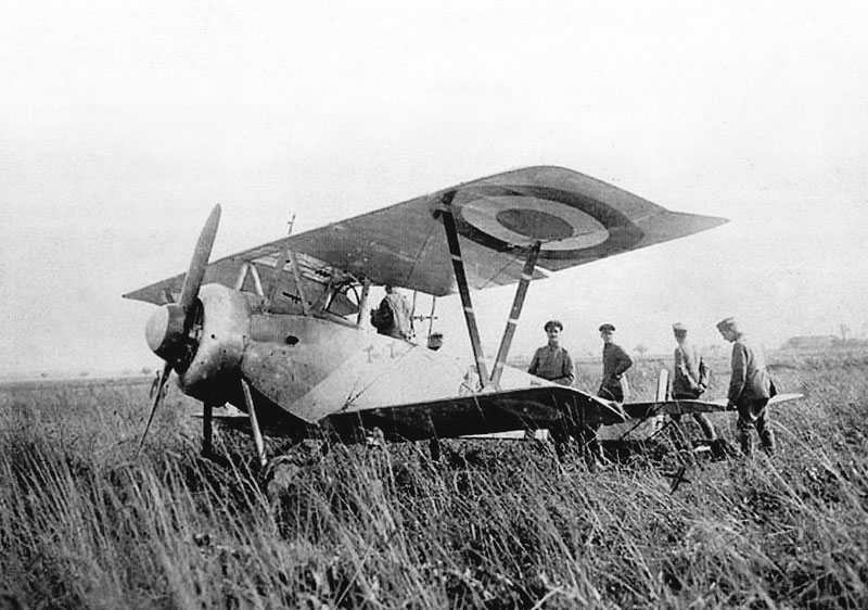 http://albindenis.free.fr/Site_escadrille/Photos_As_et_Personnel/Roger_Thuau/Nieuport_12_ThuauGT.jpg