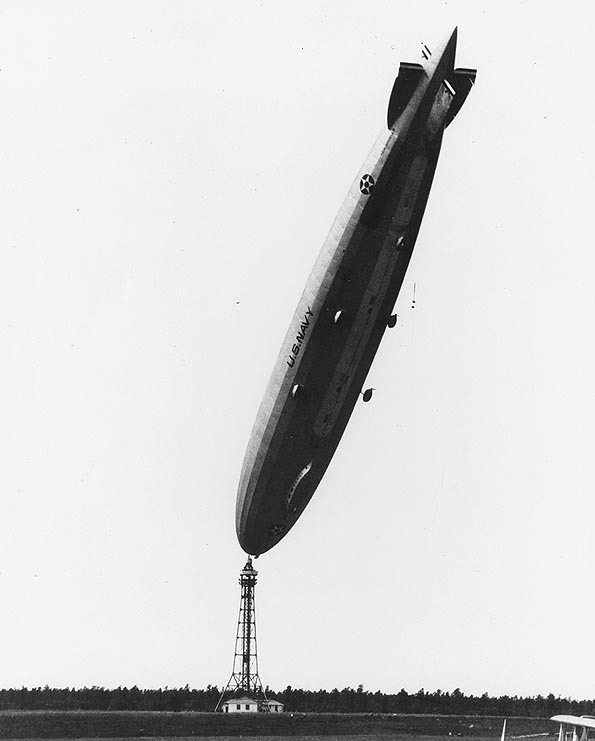 Zeppelin LZ126 ZR-3 USS Los Angeles hanging on its moring mast, August 1927, Lakehurst