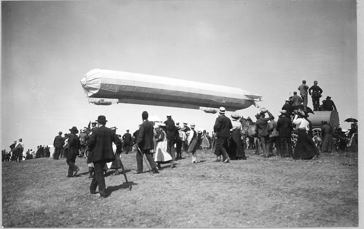 Zeppelin LZ5  Google Arts & Culture