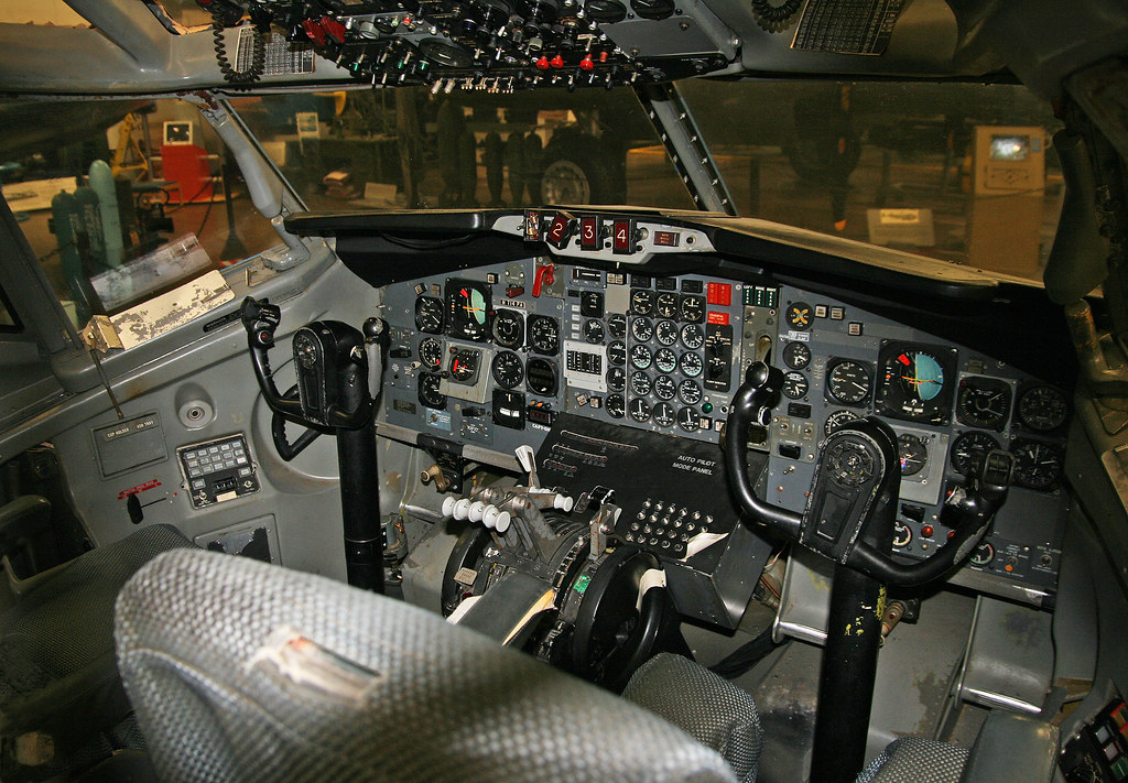 Boeing 707-321 (N714PA) Flight Deck, Overview | The cockpit  | Flickr