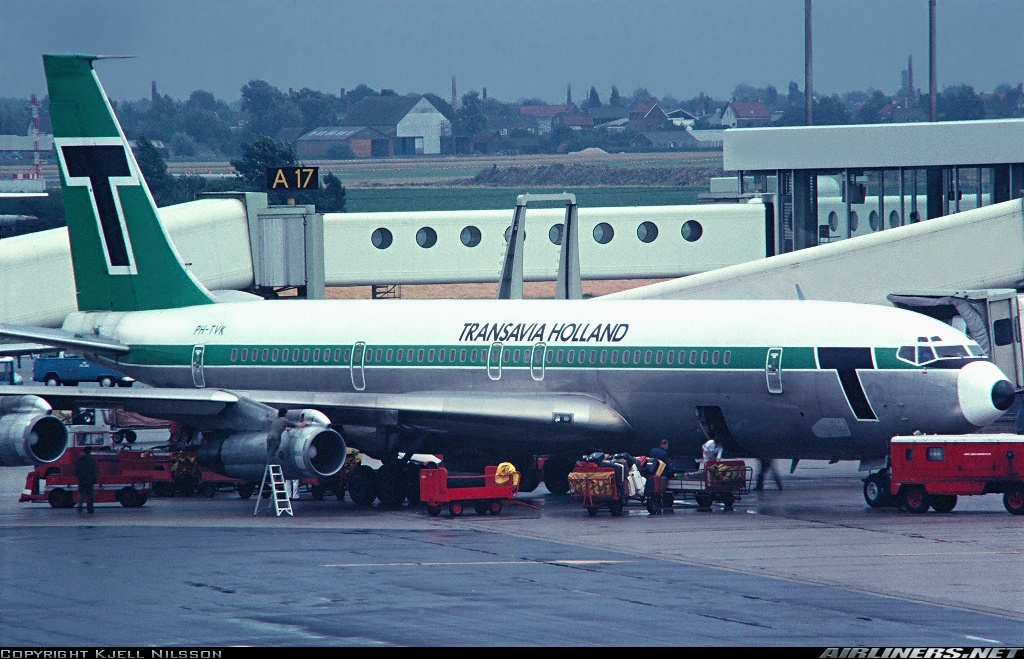 Boeing 707-329C | Transavia | PH-TVK | Schiphol august 1976