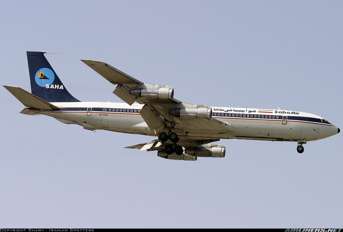 Boeing 707-3J9C | Saha Air | EP-SHG | 707-320C approaching with full flaps