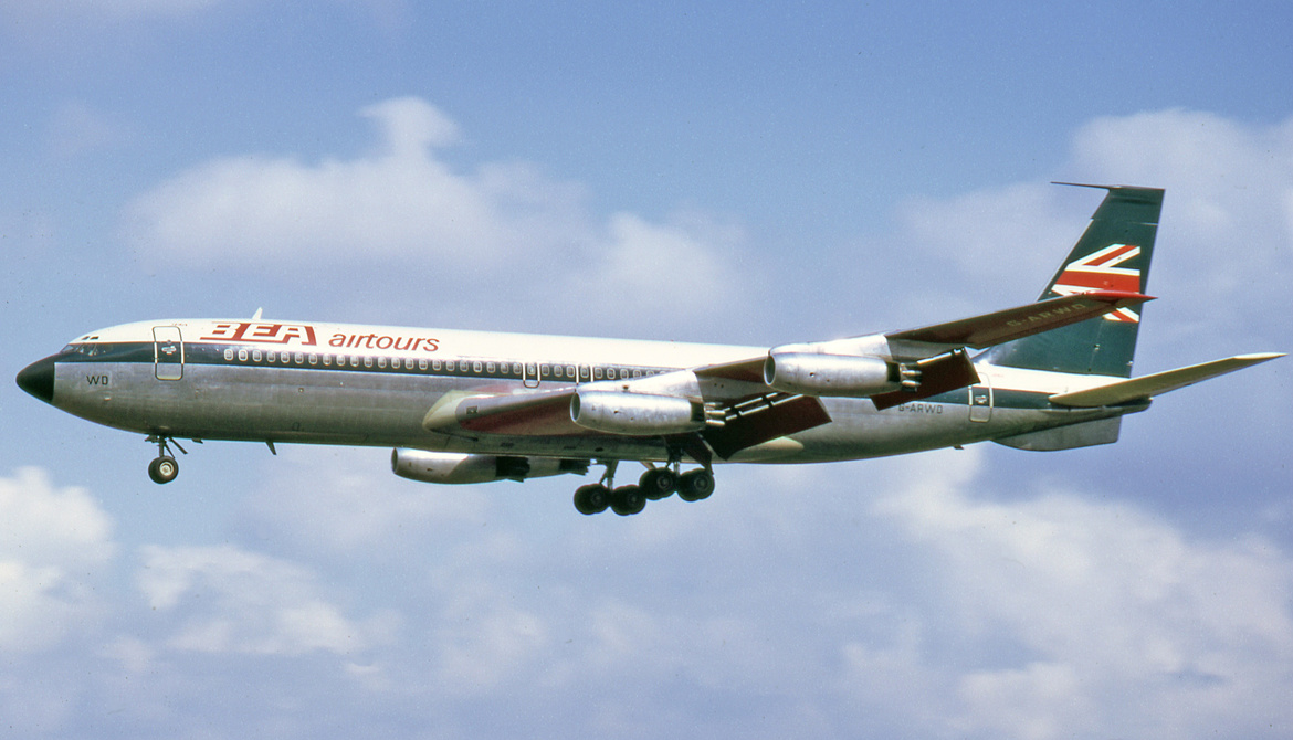 Boeing 707-436 | BEA airtours | G-ARWD | Boeing 707 landing