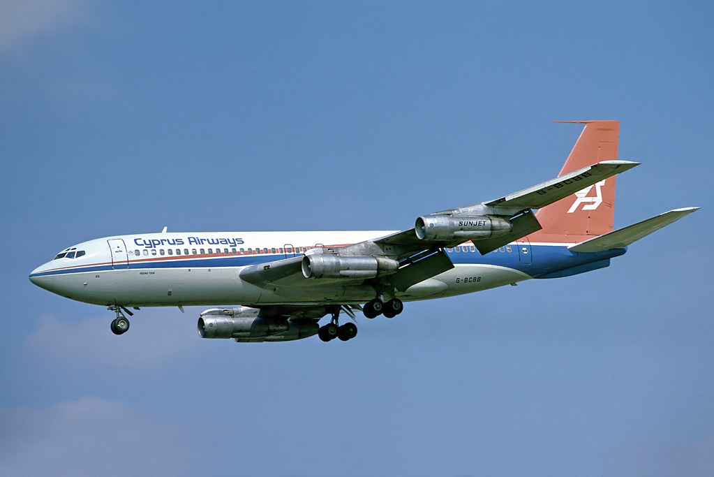 Boeing 720-23(B) - G-BCBB - Cypres AIrways