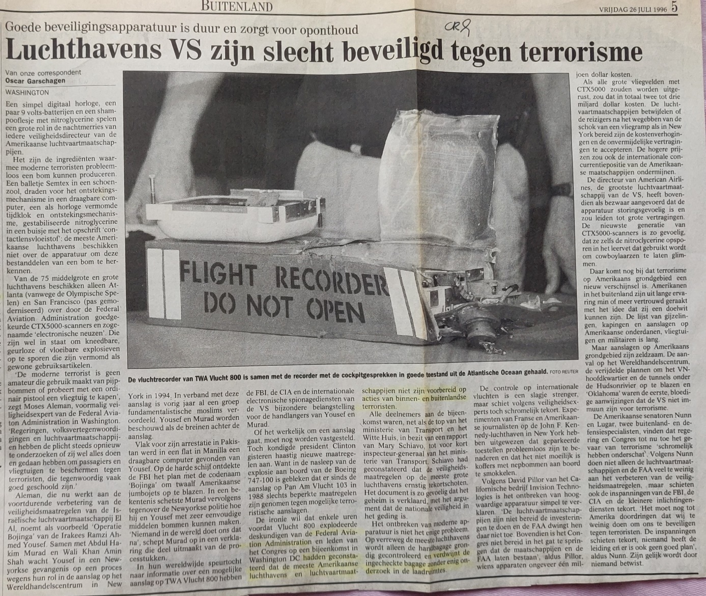 Boeing 747-100 | TWA | N93119 | Newspaper article 26 July 1996 security fails at US airports