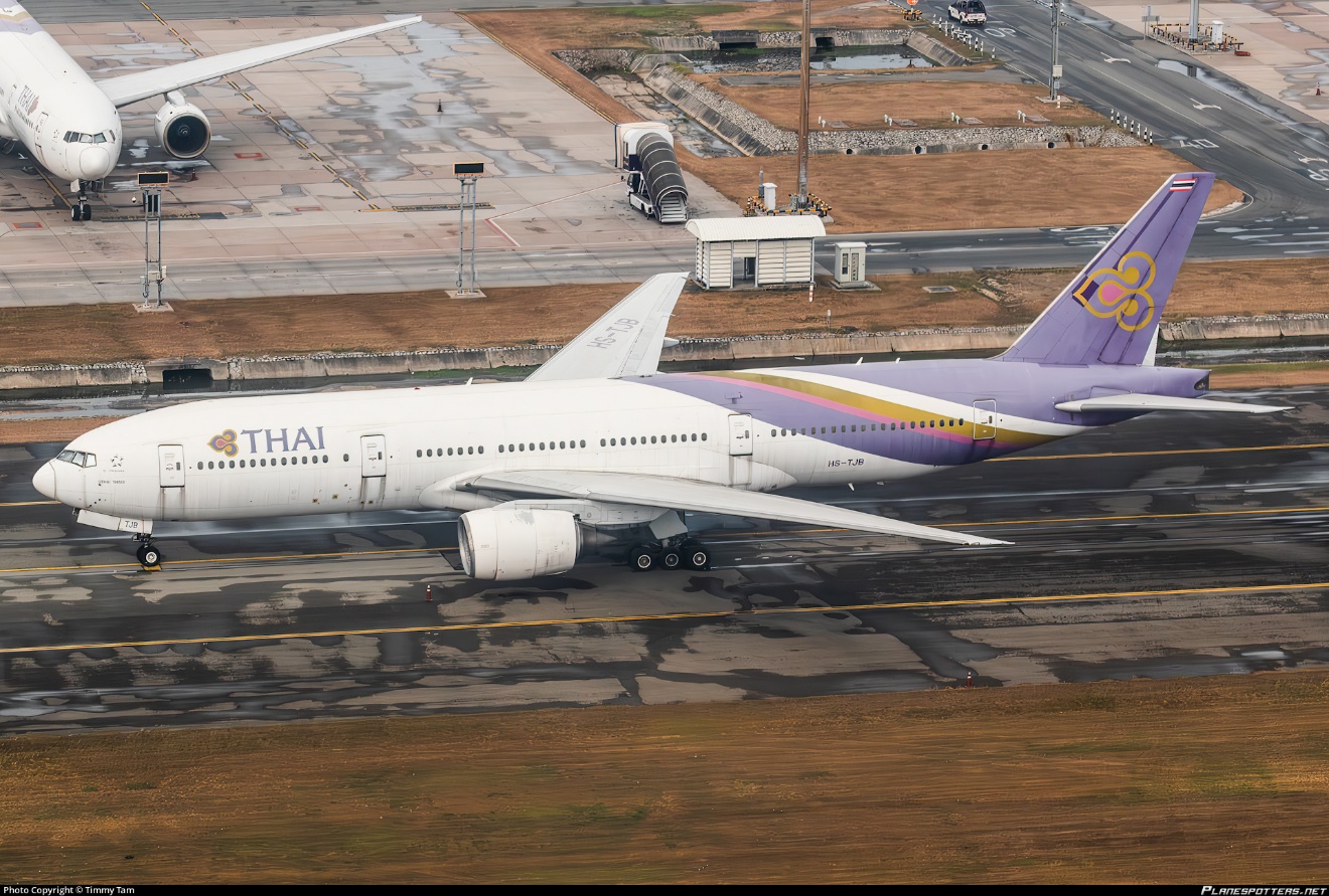 HS-TJB Thai Airways Boeing 777-2D7 photographed at Bangkok Suvarnabhumi (BKK / VTBS) by Timmy Tam