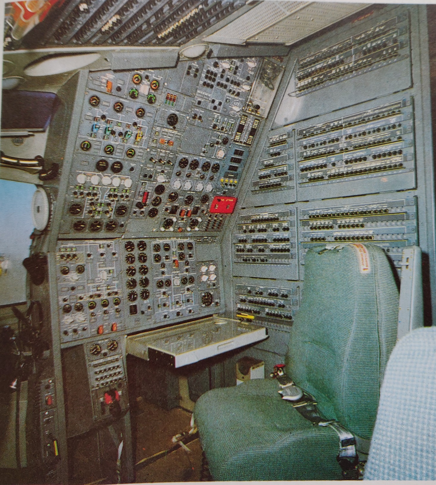 Airbus A300B2 engineer's panel