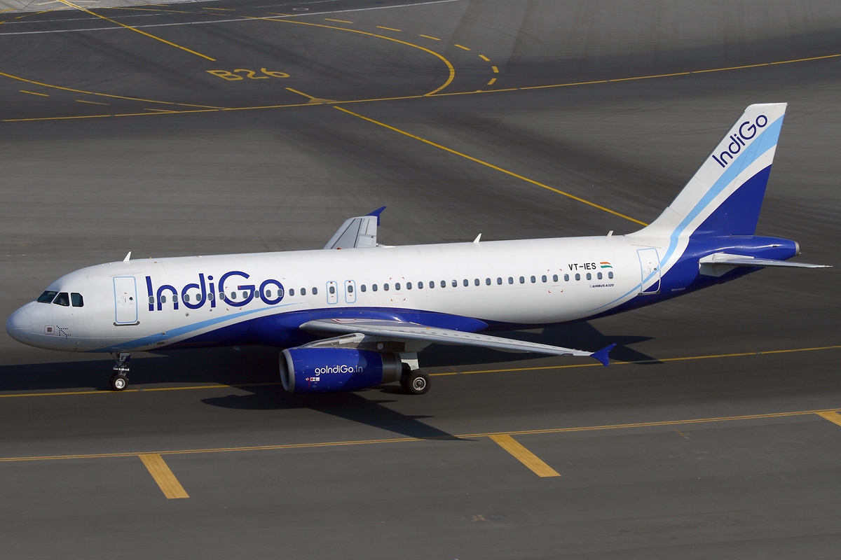 Airbus A320-232 | IndiGo | VT-IES | Dubai January 2013