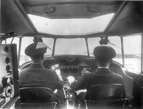 Armstrong Whitworth AW15 Atalanta crew on flightdeck (Photos Prints  Framed...) #9896565