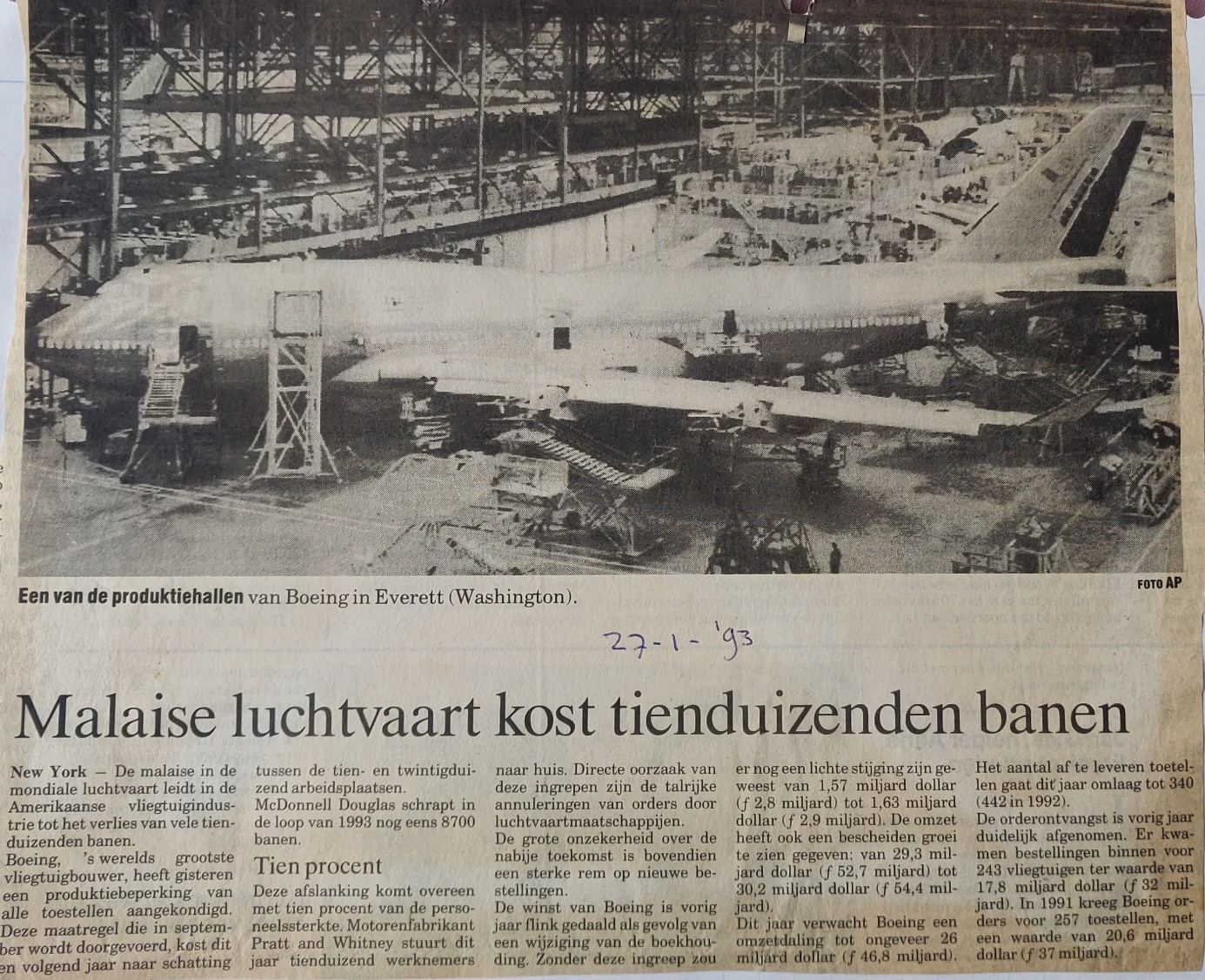 Boeing 747-400 | newspaper article 27 January 1993 lack of demand cost ten thousands of jobs; with picture of Everett assembly hall