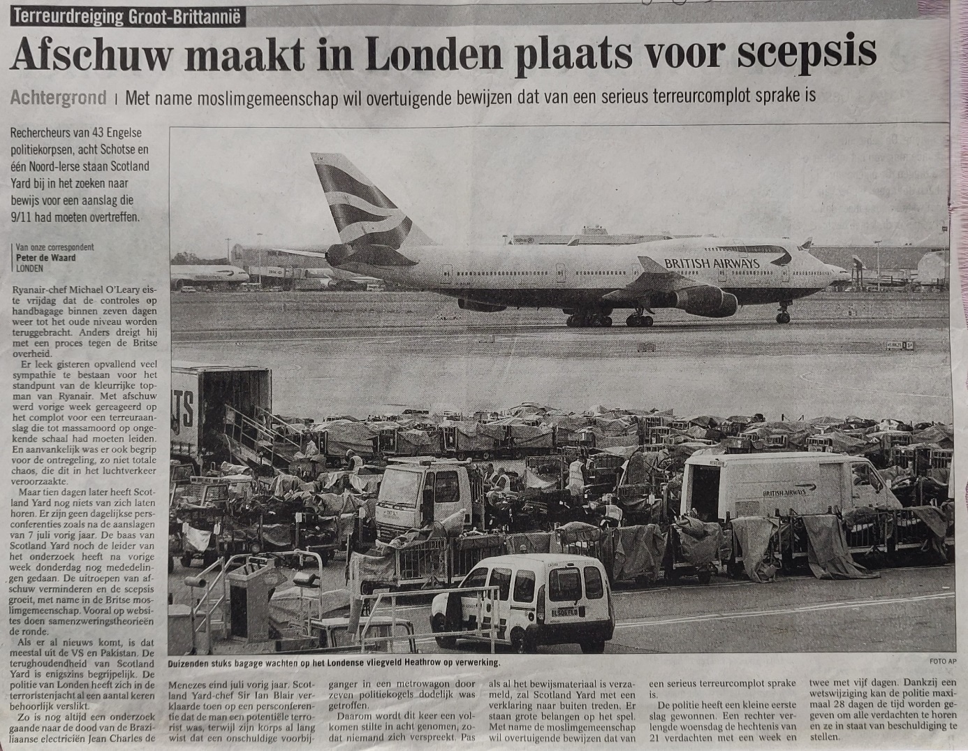 Boeing 747-400 | British AIrways | G-BNLM | newspaper article 19 August 2006 terror alarm London