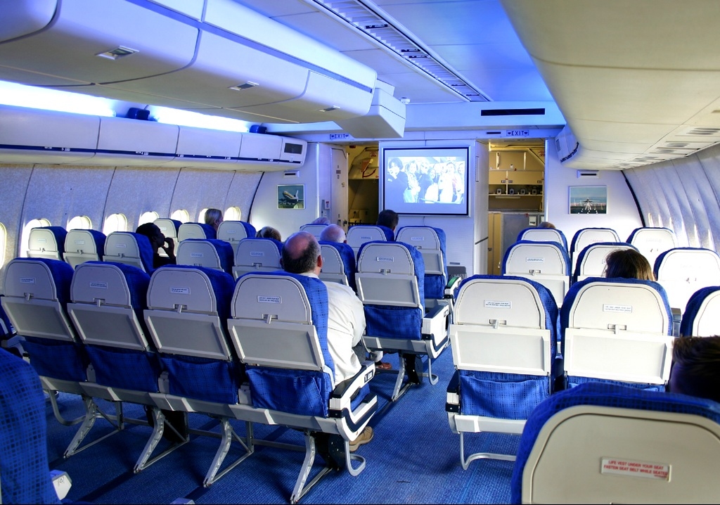 McDonnel Douglas DC-10-30 Monarch cabin interior