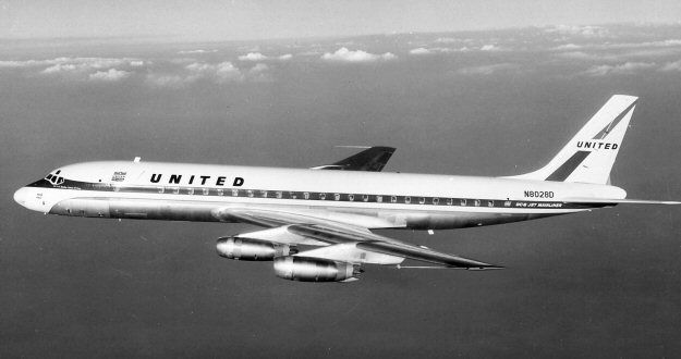 United Airlines, Douglas DC-8-11, N8028D (c/n 45279), their 2nd DC-8,  re-reg. N8002U in 1961 | Douglas dc 8, Vintage airlines, The unit