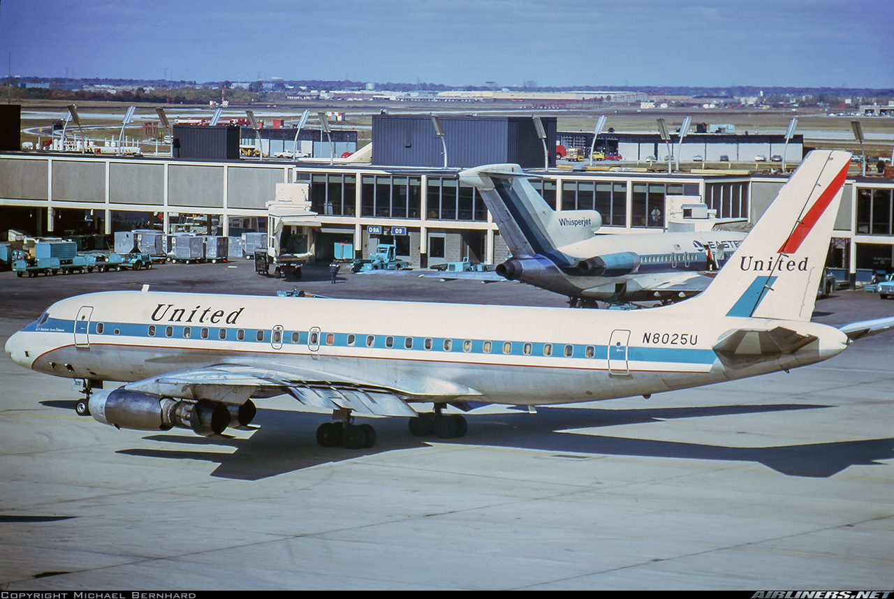 Douglas DC-8-21 | United Airlines } N8025U | Chicago O'Hare, October 1974