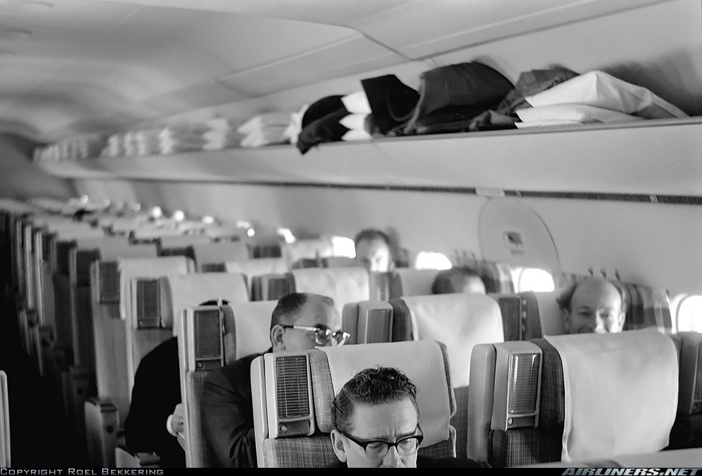 Douglas DC-8-... - KLM - Royal Dutch Airlines | Aviation Photo #1470214 |  Airliners.net | Klm royal dutch airlines, Douglas dc 8, Airline interiors