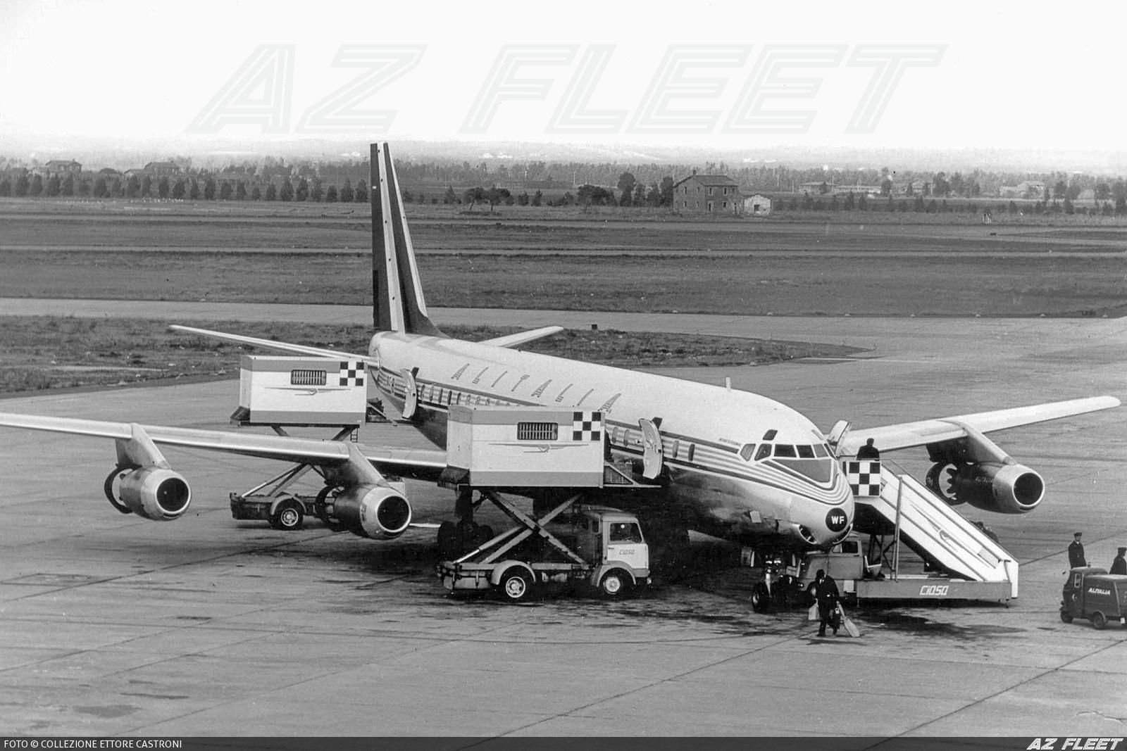 Douglas DC-8-43 | Alitalia | I-DIWF | jetliner serviced at the ground