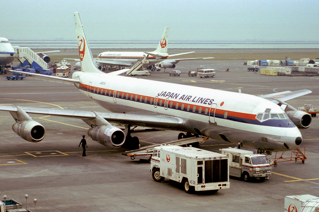 JA8014 | Douglas DC-8-55CF | Japan Air Lines (JAL) | Asama | Flickr