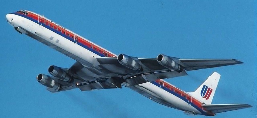 United Airlines DC-8-61 taking-off at KCLE in 1981