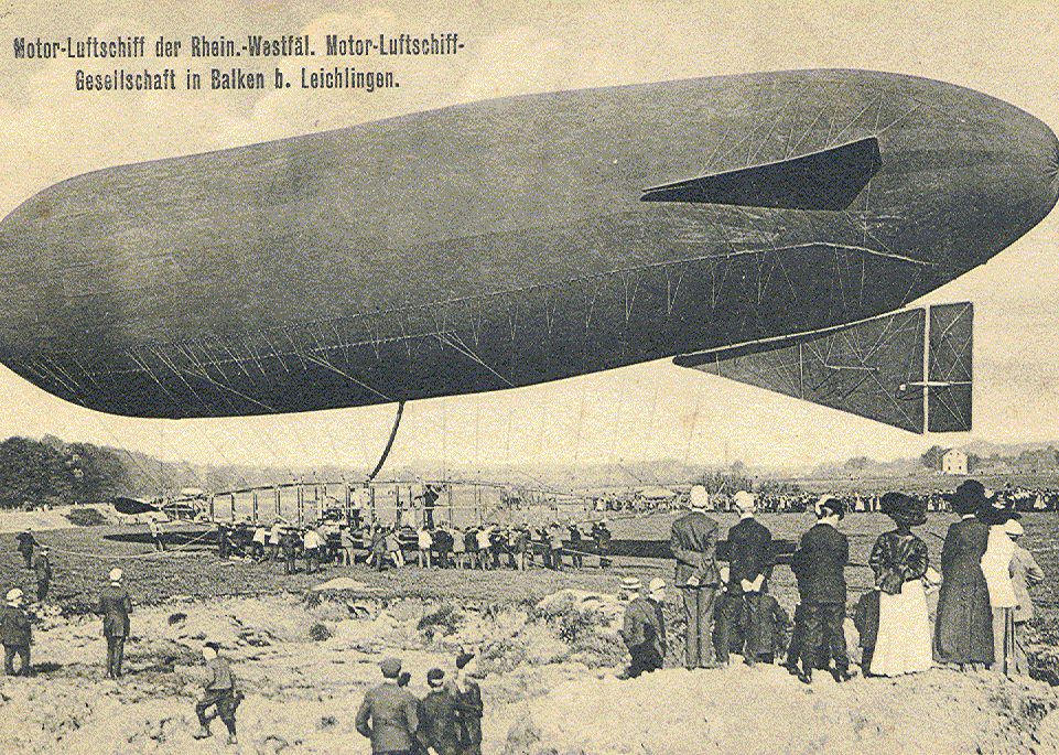 Luftschiff Erbsloh being prepared fo a flight  at  a field near Balken, Germany watched by a big croud