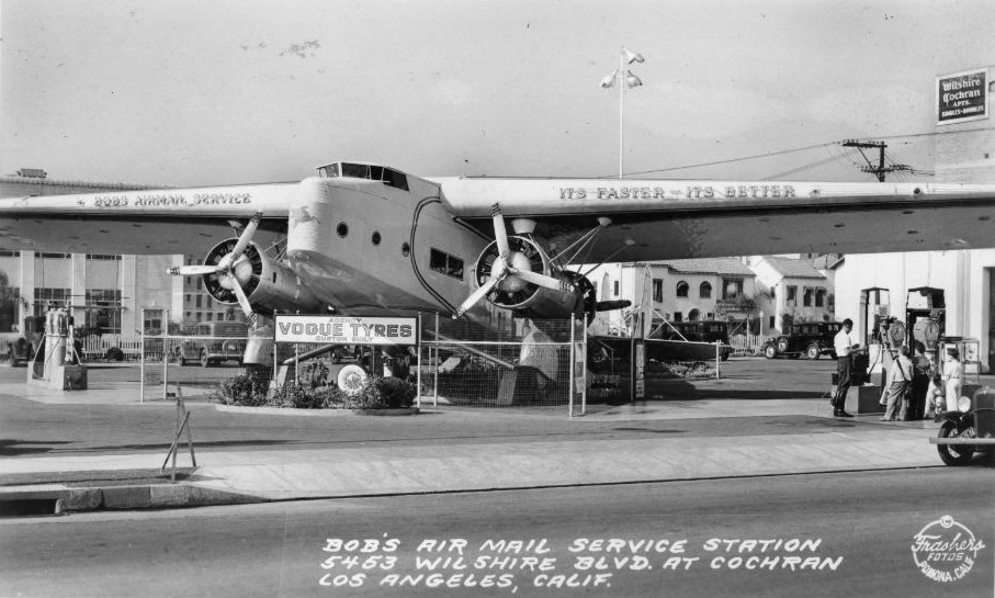 Fokker F-32 - Wikipedia