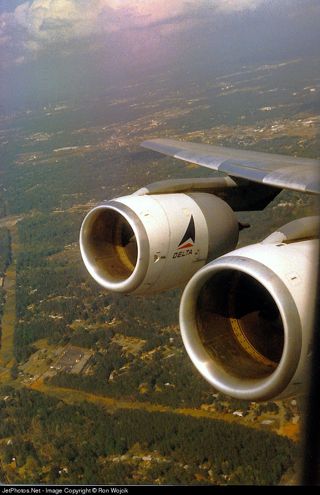 Douglas DC-8-71 | Delta Air Lines | Ron Wojcik | JetPhotos | photo of CFM56-2 engines in flight