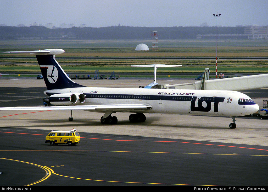 Aircraft Photo of SP-LBG | Ilyushin Il-62M | LOT Polish Airlines - Polskie  Linie Lotnicze | AirHistory.net #74916 | Volkswagen van passing in front