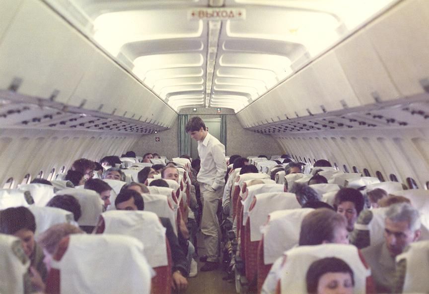 Aeroflot Ilyushin Il-62M interior between Tokyo and Moscow | Aircraft  interiors, Airline interiors, Private flights