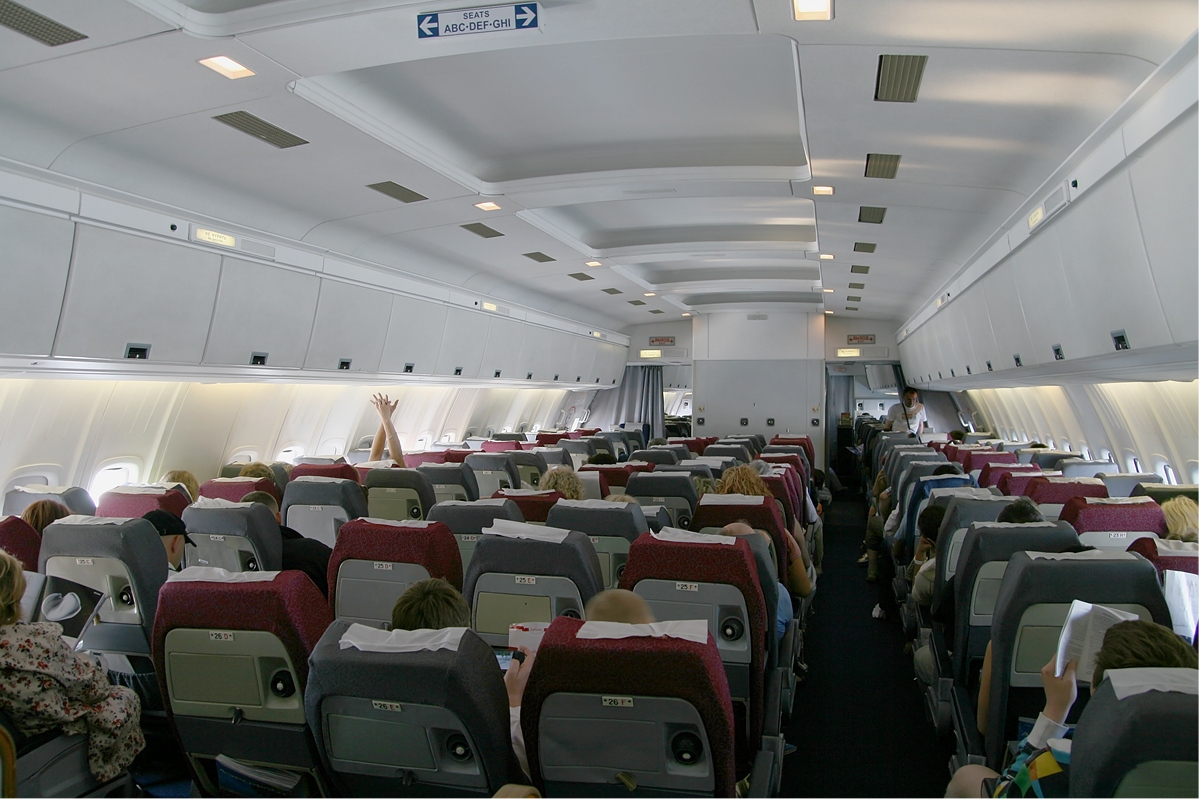 Ilyushin Il-86 cabin interior