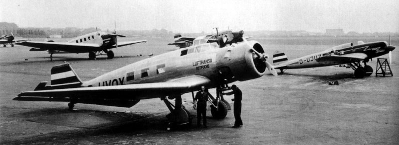 Junkers Ju 160 and Heinkel He 70, Deutsche Lufhansa | Flickr