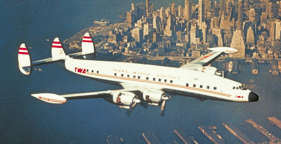 TWA Constellation flying over New York City, 1958 [936x479] : r/HistoryPorn