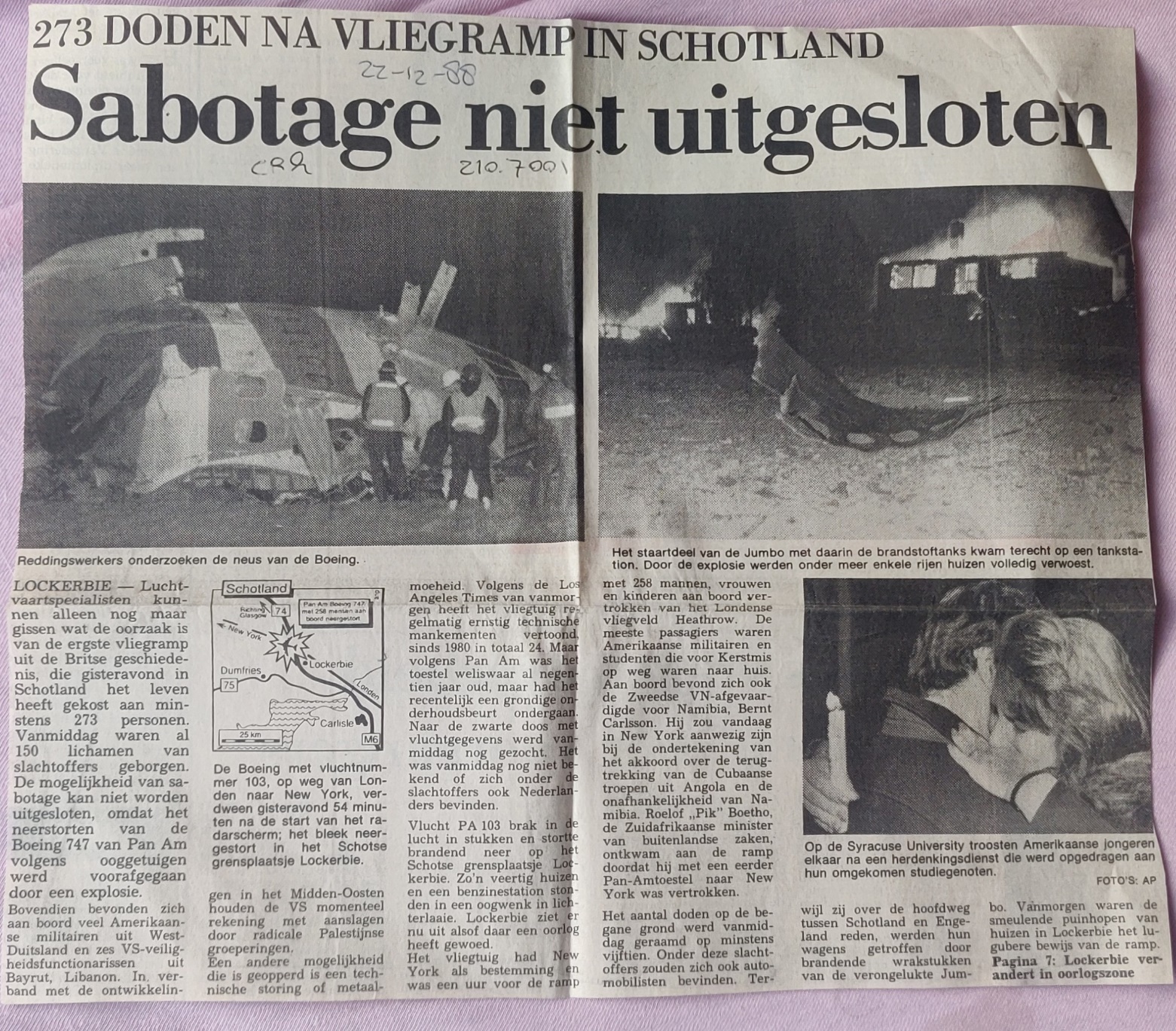 Boeing 747-100 PanAm Lockerbie disaster newspaper article 22 dec 1988 possible sabotage